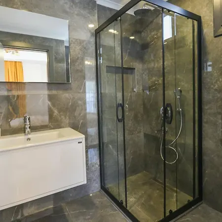 Oludeniz 4 Bedroom 2404 וילה פאטהיה