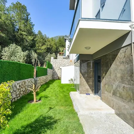 Vila Oludeniz 4 Bedroom 2404 *