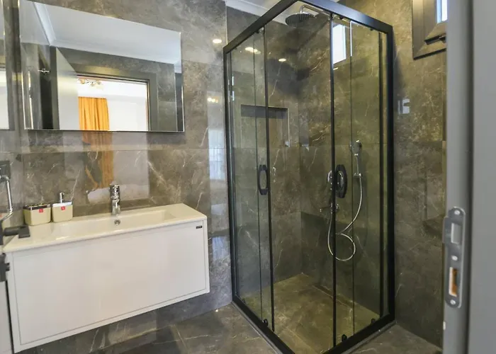 Oludeniz 4 Bedroom 2404 Vila Fethiye