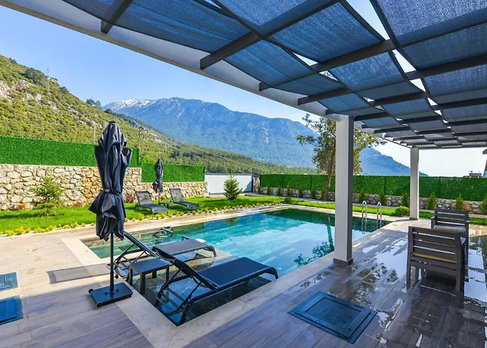 Oludeniz 4 Bedroom 2404 费特希耶
